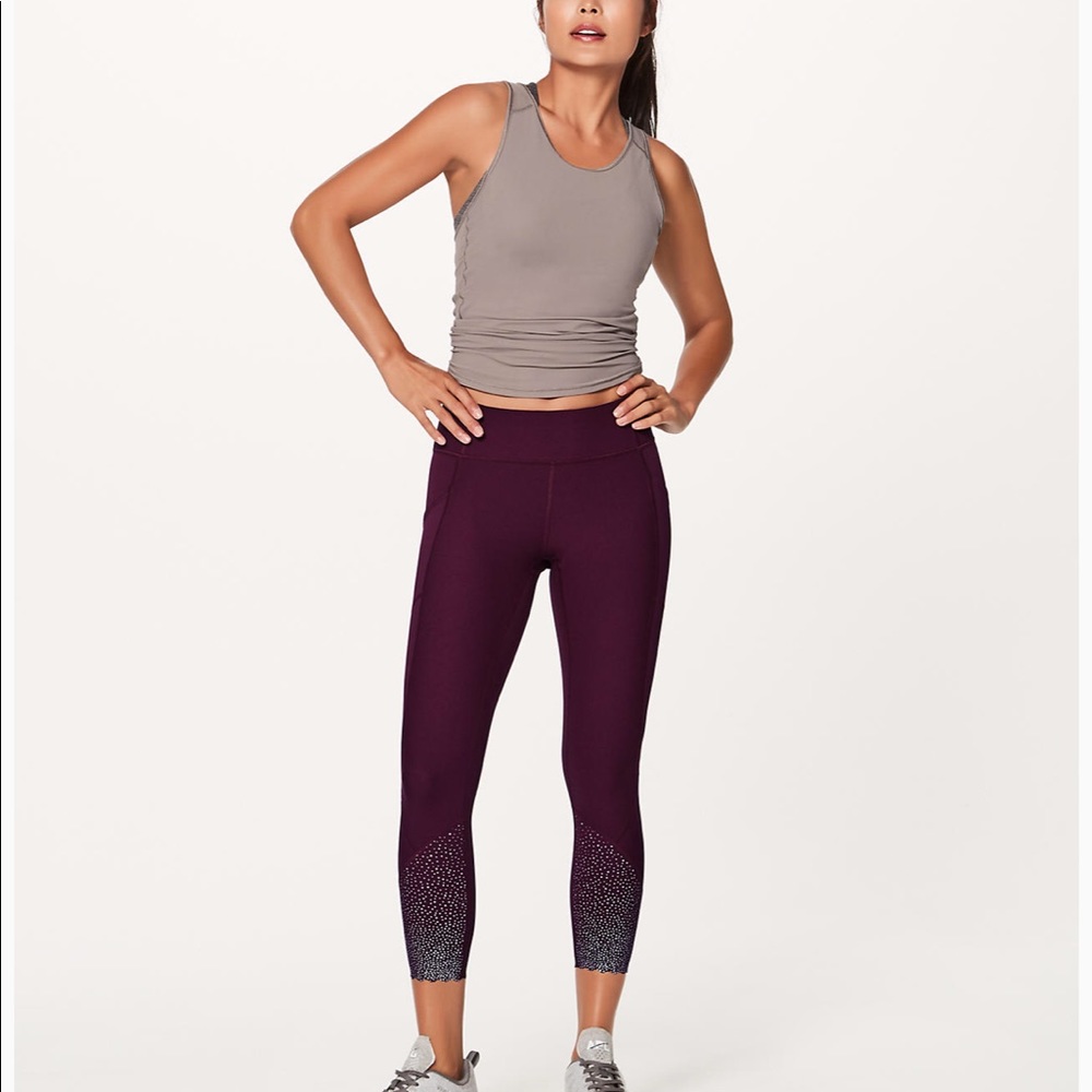 Lululemon Tight Stuff Tight 25” Size 4 Dark Adobe
